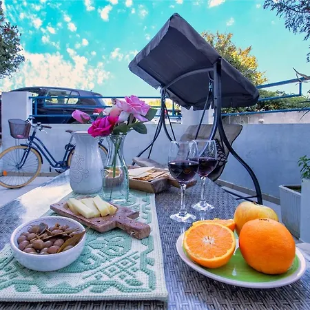 La Pavoncella Apartment *